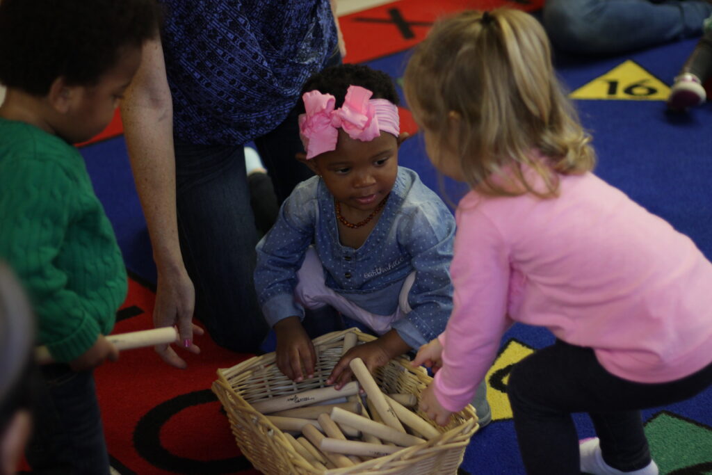 Children in a Musikgarten Toddler Class